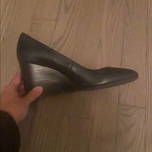 Nine West navy blue wedge heels